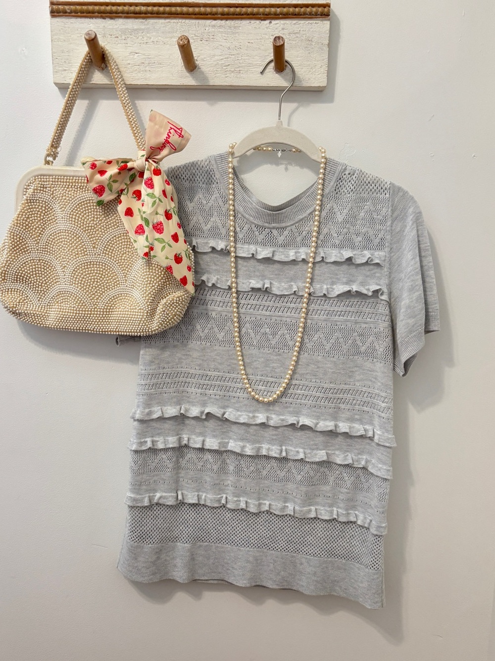 Banana Republic Light Gray Ruffle Knit Short-Sleeve Top